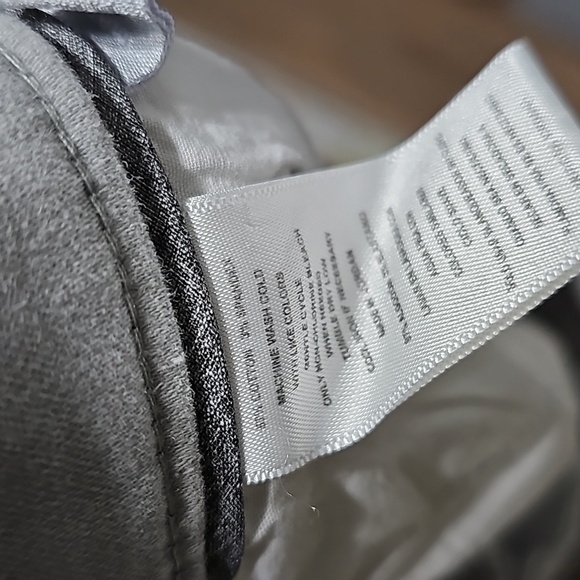 Hickey Freeman Gray Pants Size 42x32 - Picture 3 of 5